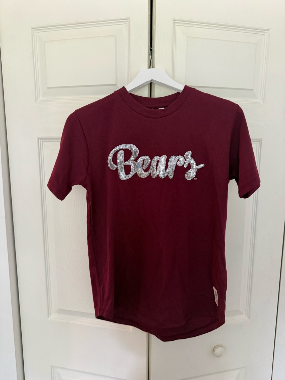 NWT Pressbox Missouri State Bears Maroon Script Sequins Short Sleeve T-Shirt S - Picture 2 of 8